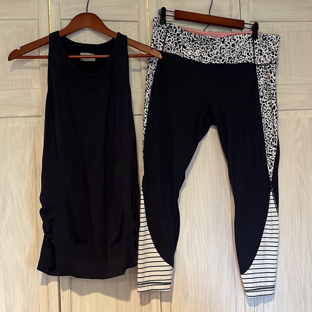 Navy Blue Striped Powervita Leggings XL with matching navy tank XL